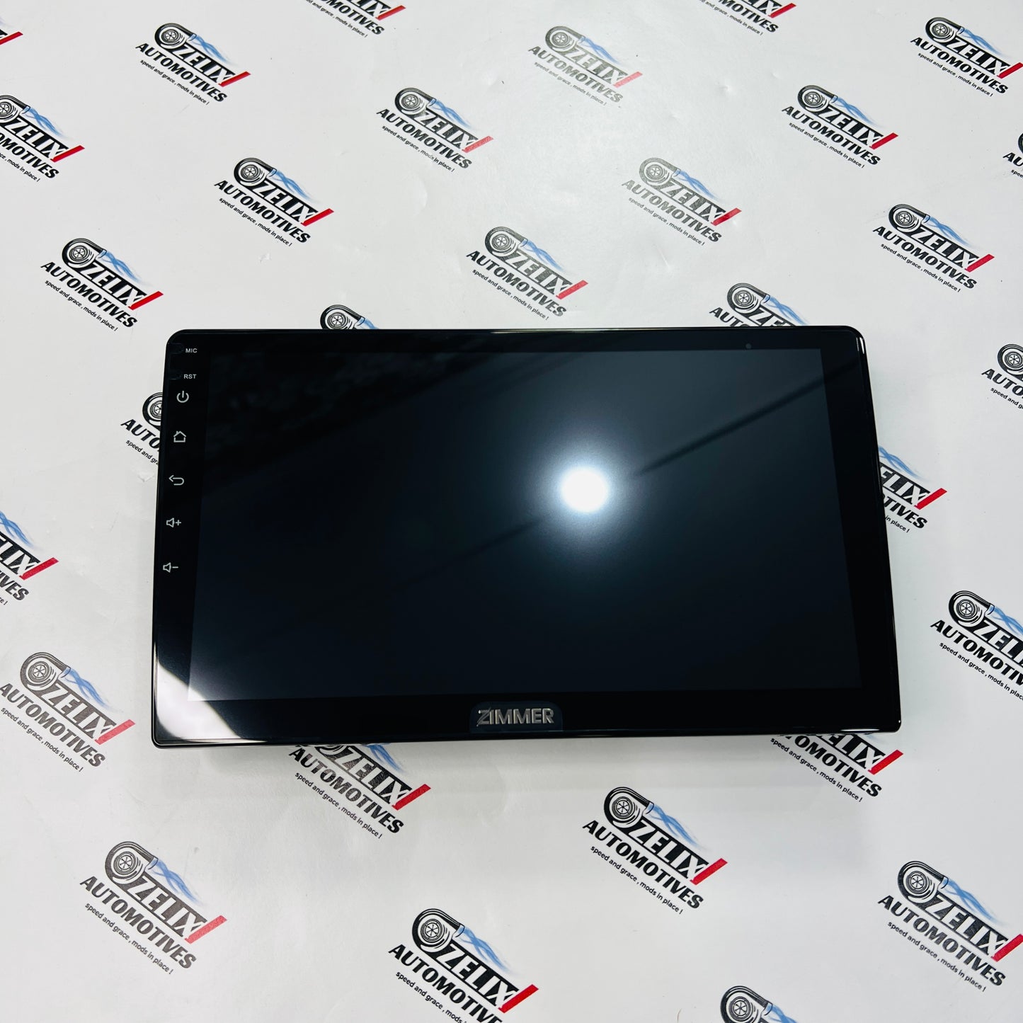 Universal Android car stereo with Full HD display