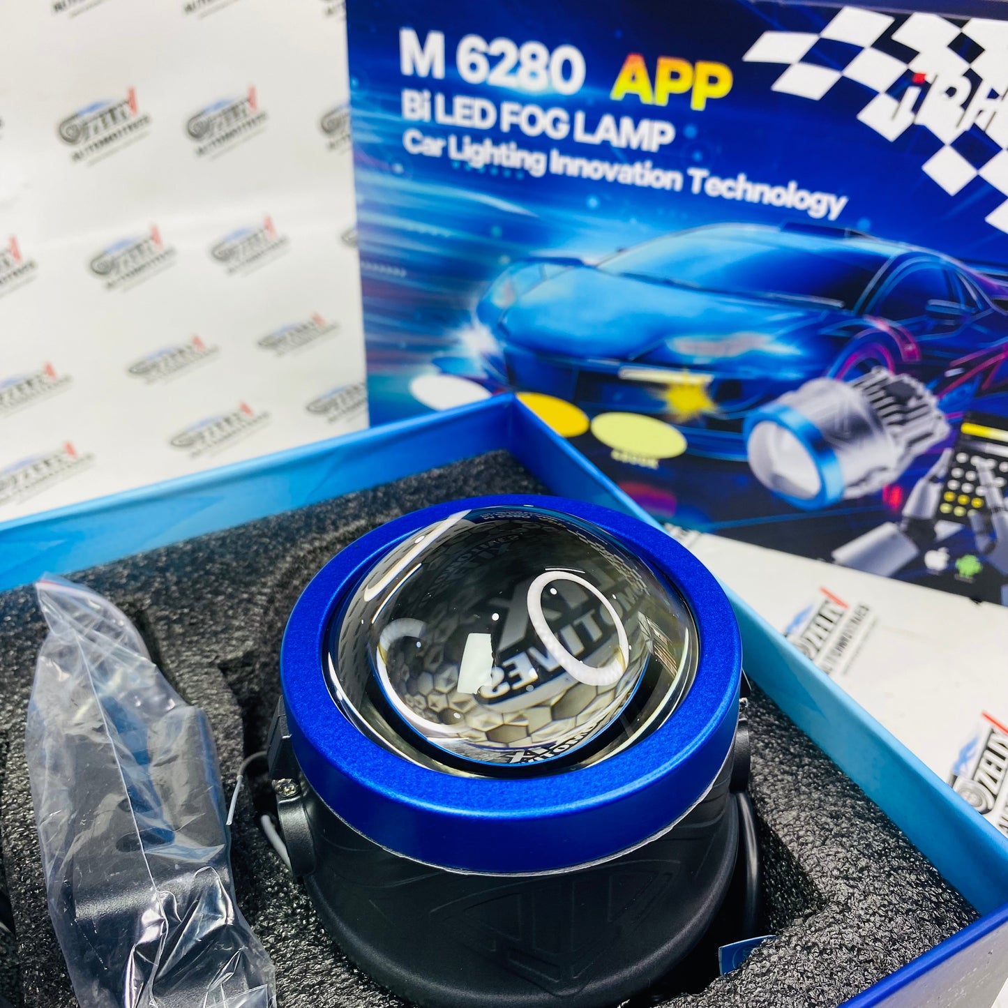 Universal APP-controlled Bi-LED fog lamps for cars