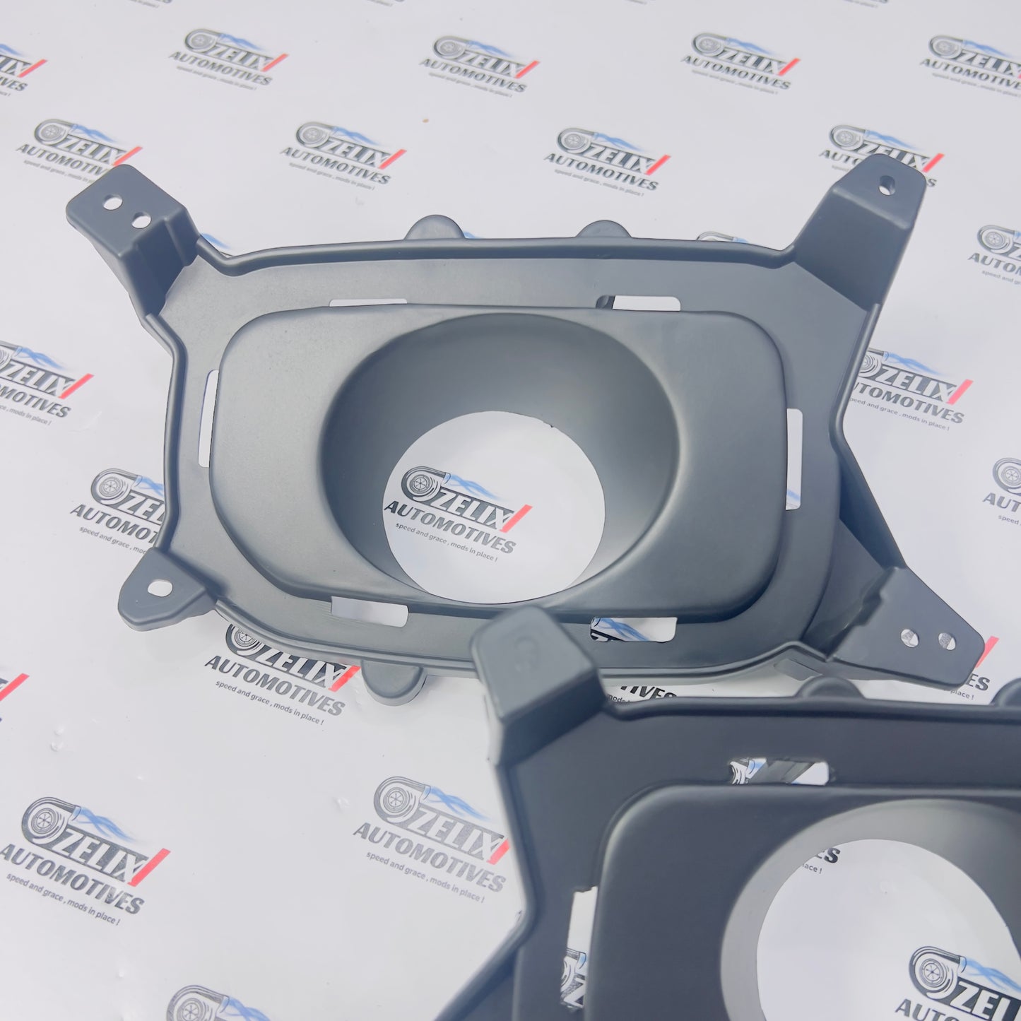 KIA Seltos Fog Lamp Bracket (Pair) | Old Model Aftermarket Mounting Brackets.
