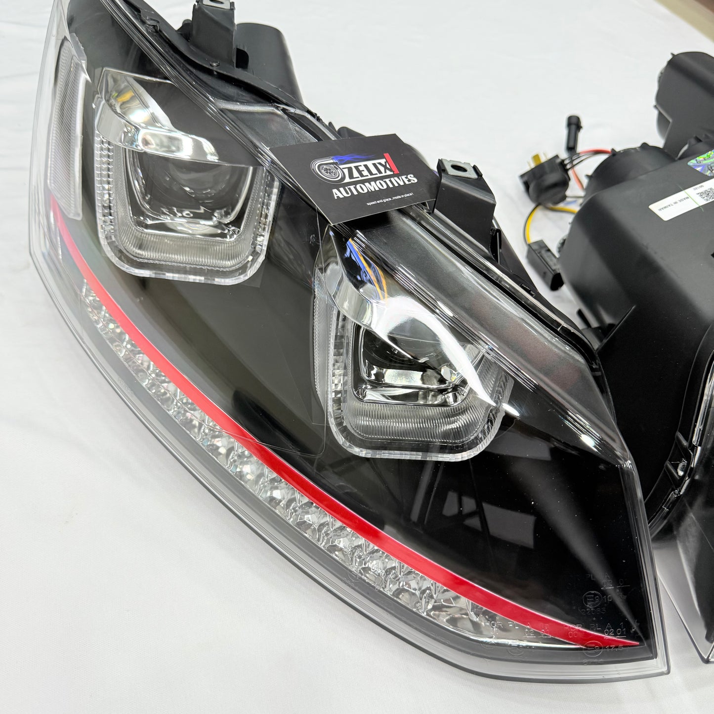 Polo UU Style Red Line Projector Headlights | Aftermarket