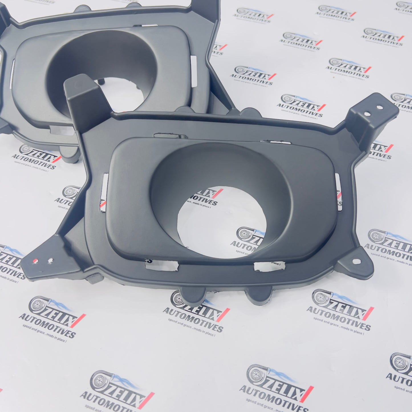 KIA Seltos Fog Lamp Bracket (Pair) | Old Model Aftermarket Mounting Brackets.