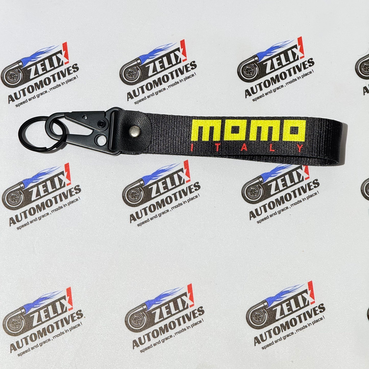 MOMO Italy Keychain | Motorsport Edition