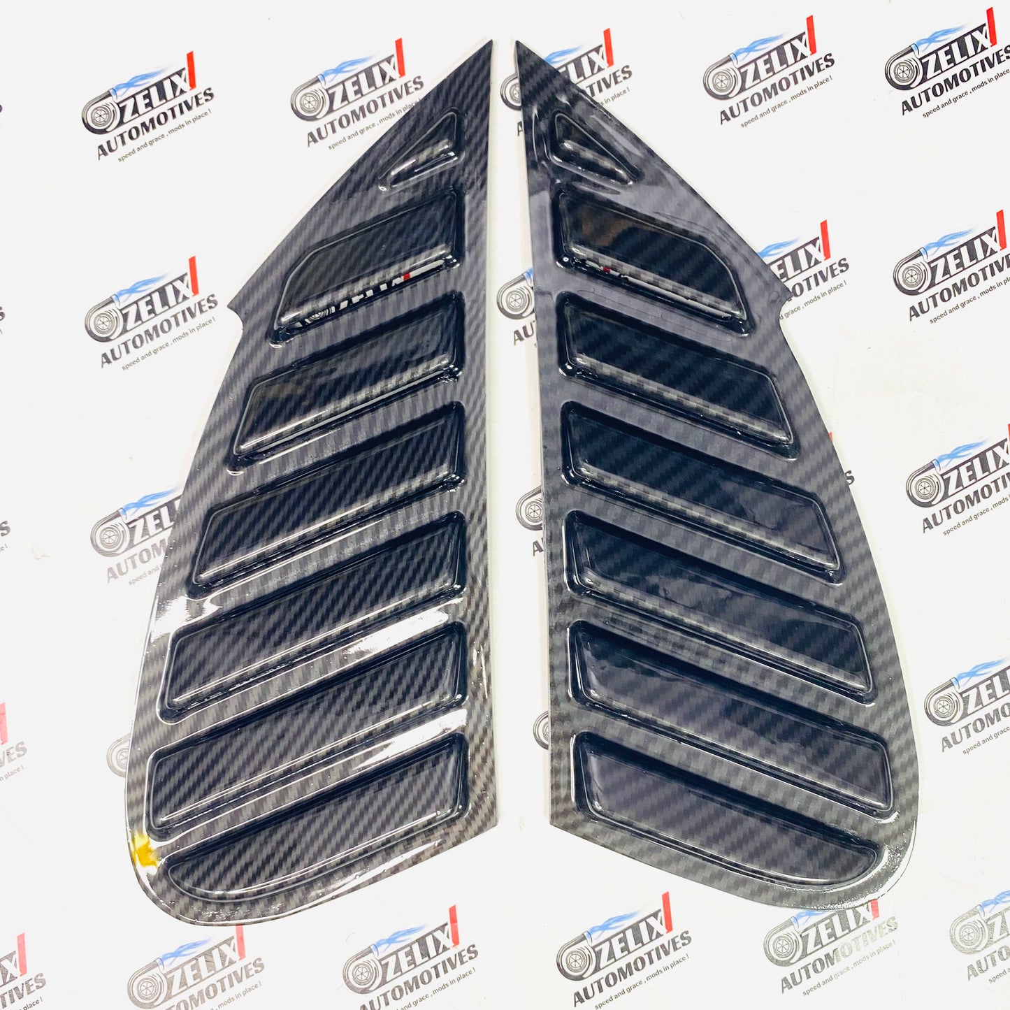 Rear window louvers for Toyota Glanza in carbon finish