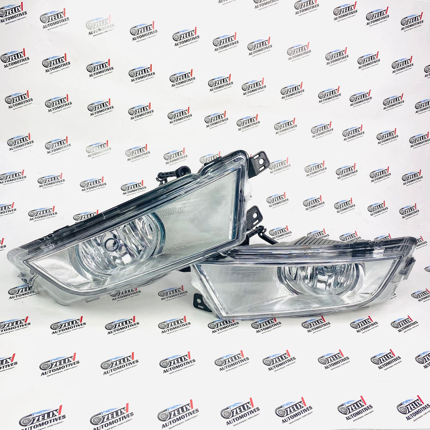 Aftermarket chrome fog lights for Skoda Octavia T-2 bumper