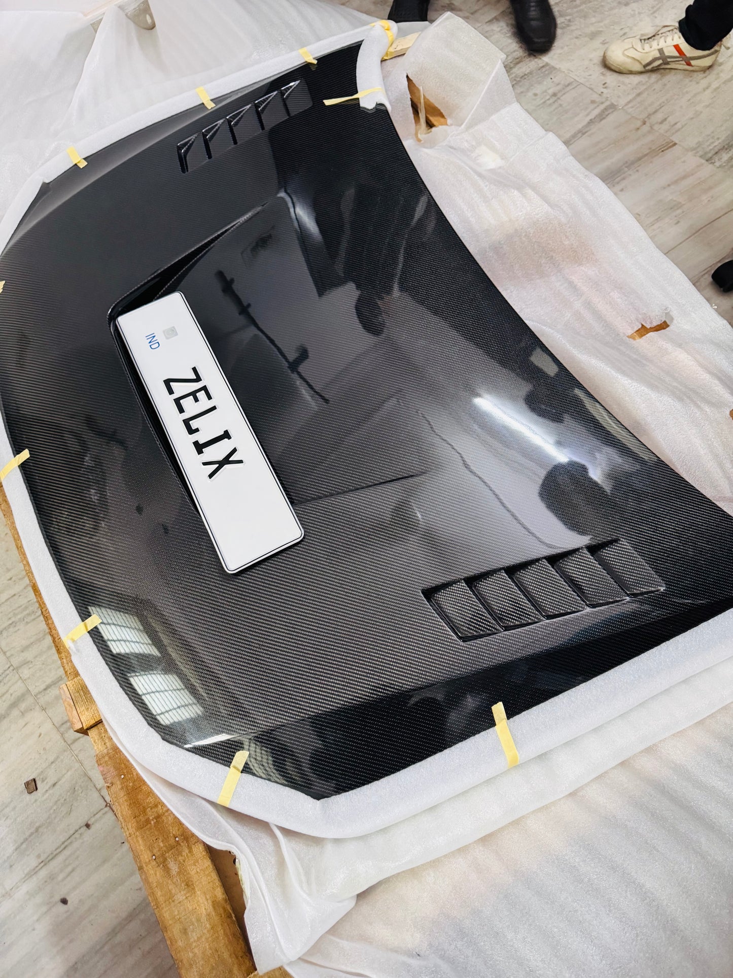 Polo Carbon Fiber Alpha Hood | Aftermarket