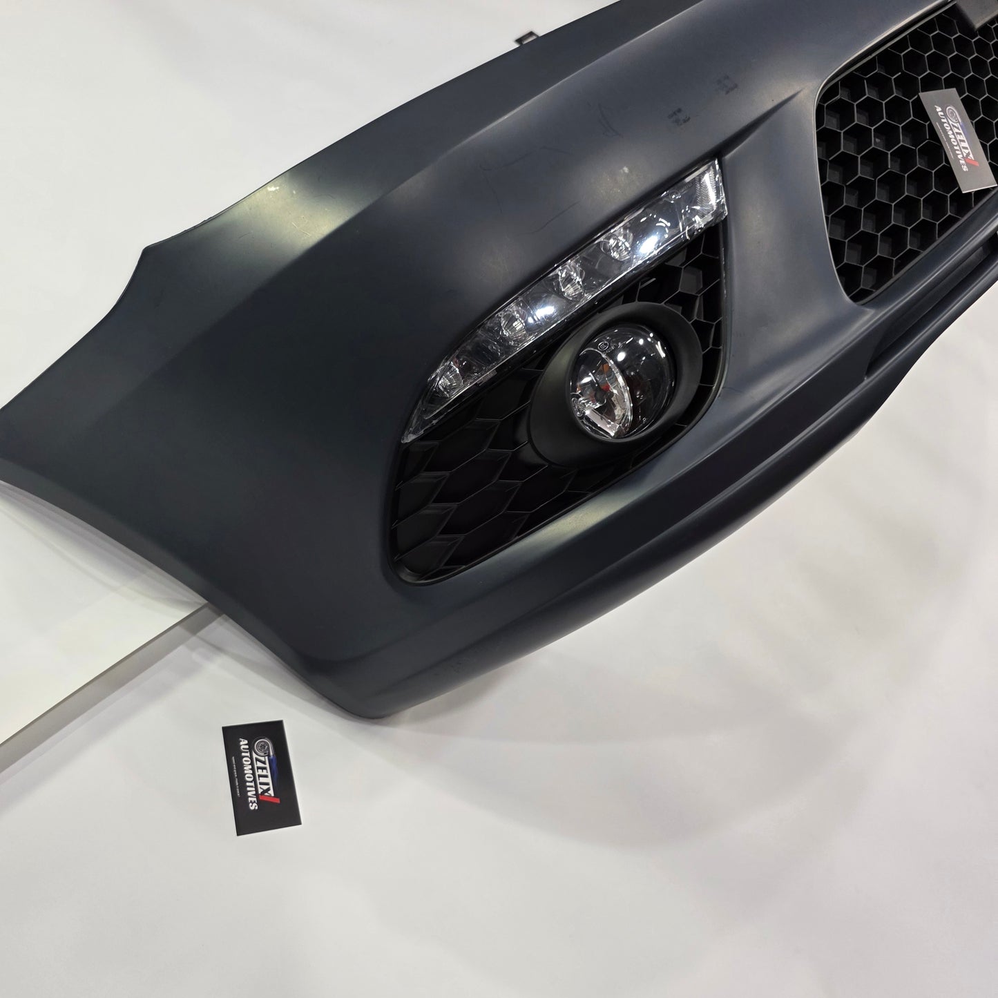 Laura VRS Bumper | Universal Aftermarket Front Bumper.