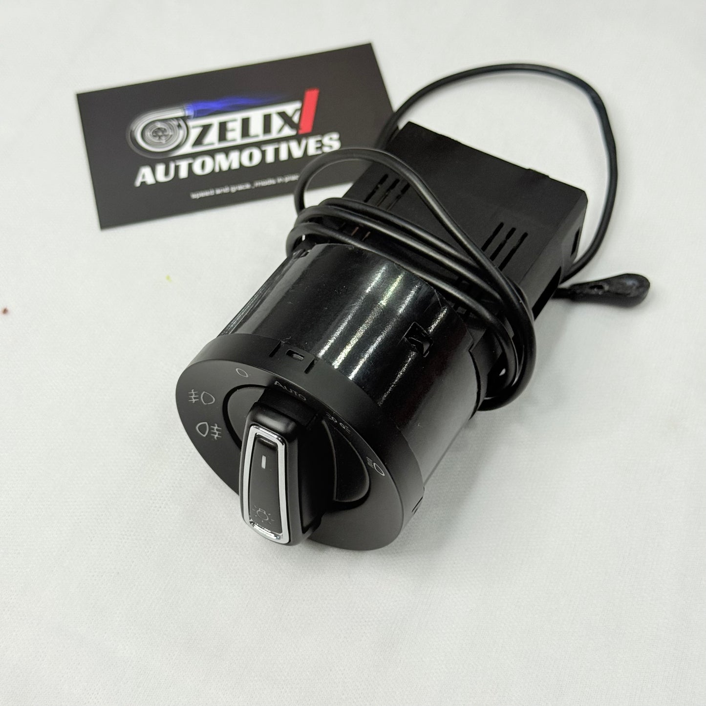 VW Polo, Vento, Ameo Auto Headlight Switch