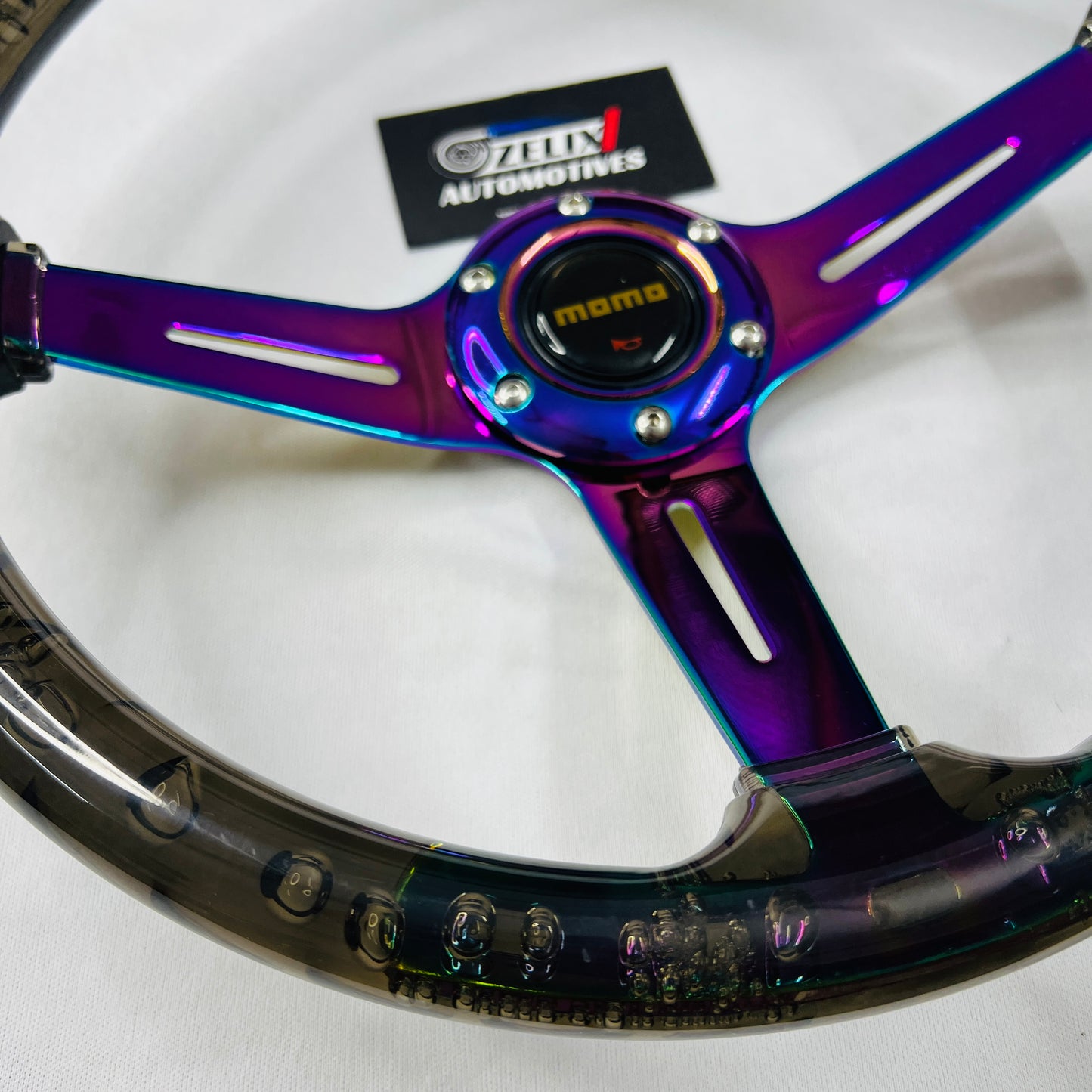 Momo Bubble Steering