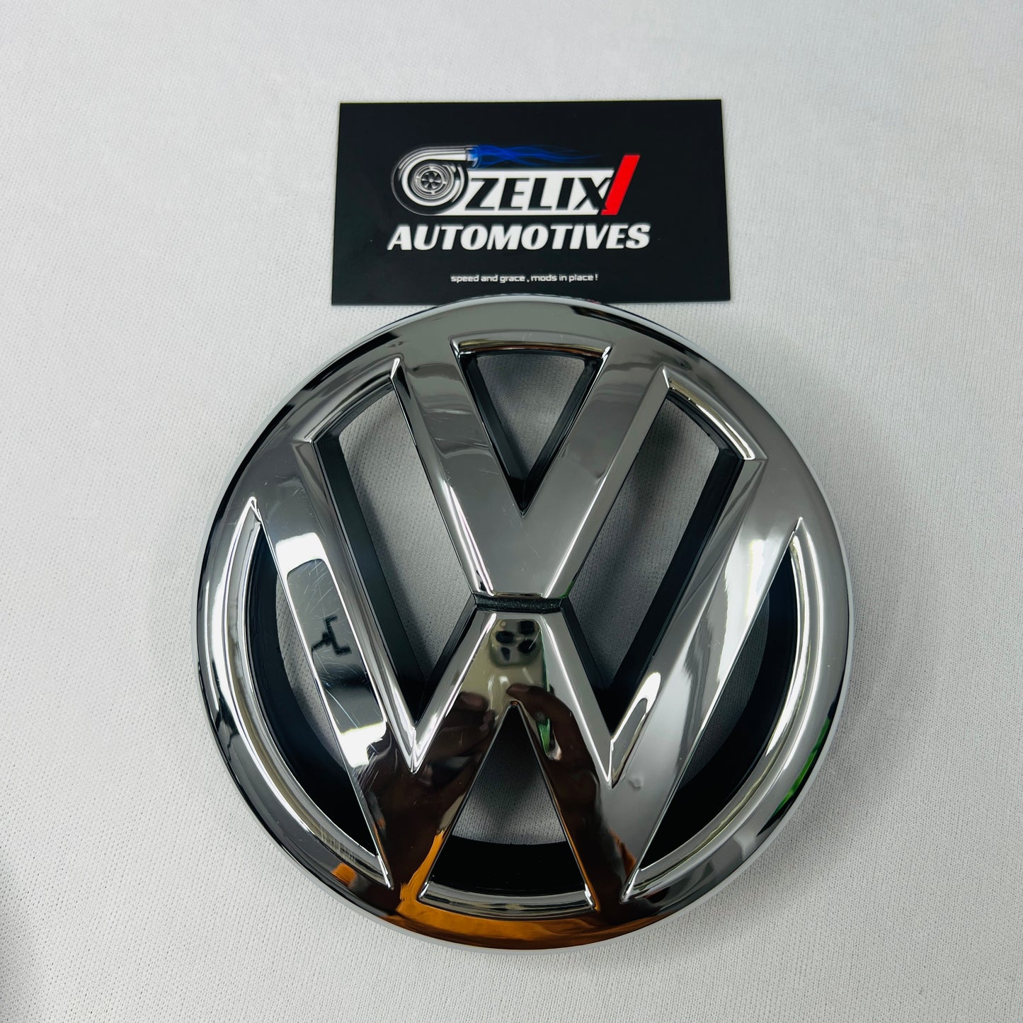 Jetta T2 Front Logos