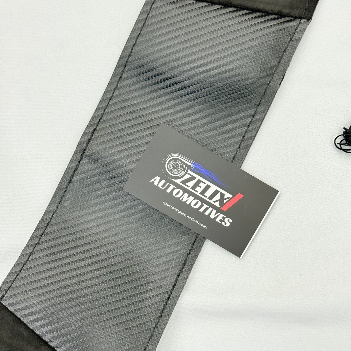 wheel cover with stylish carbon fiber Finish