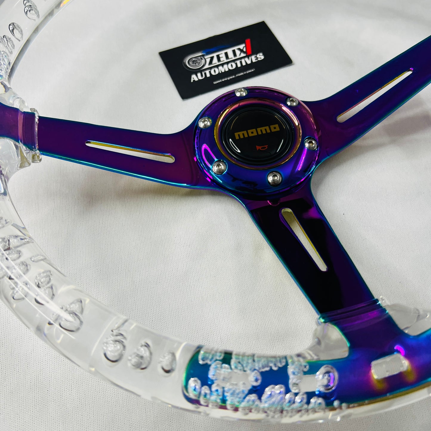 Momo Bubble Steering