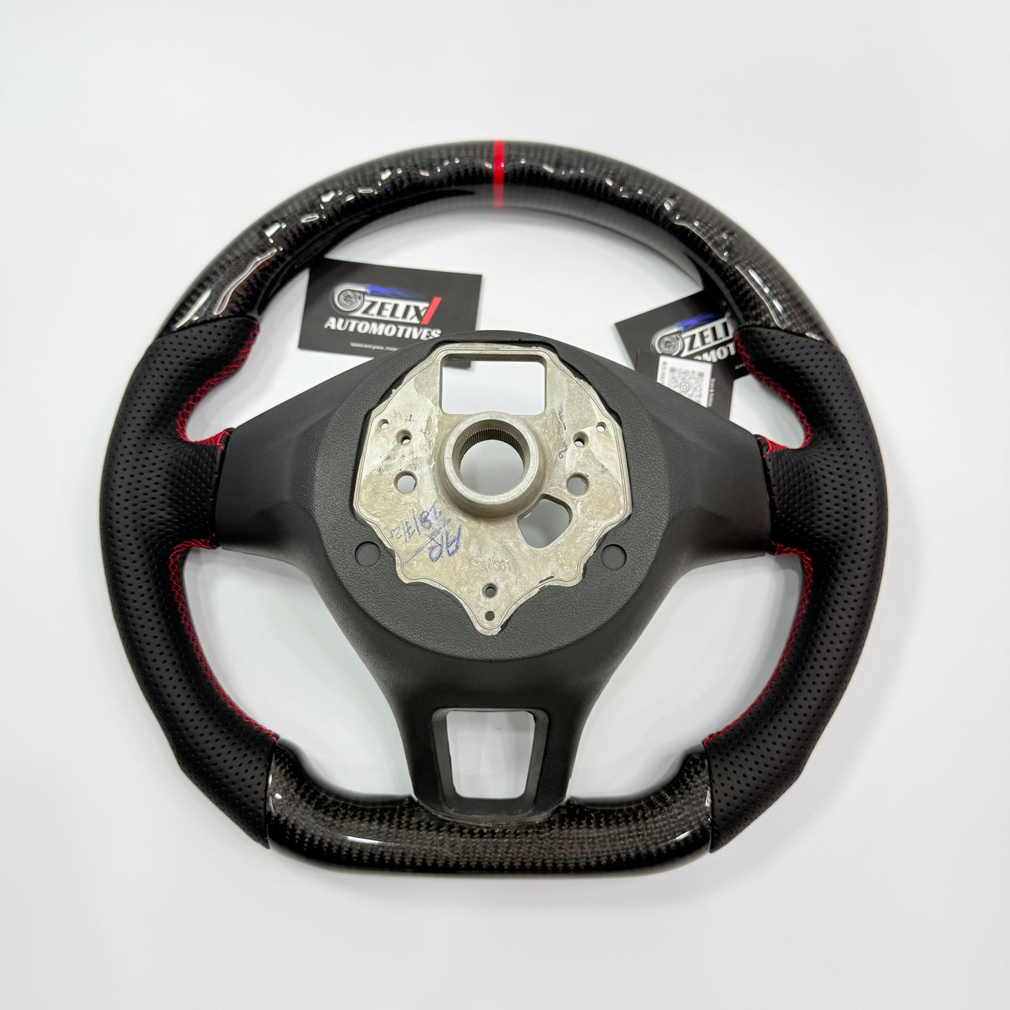 Polo Carbon Steering Wheel (original carbon)
