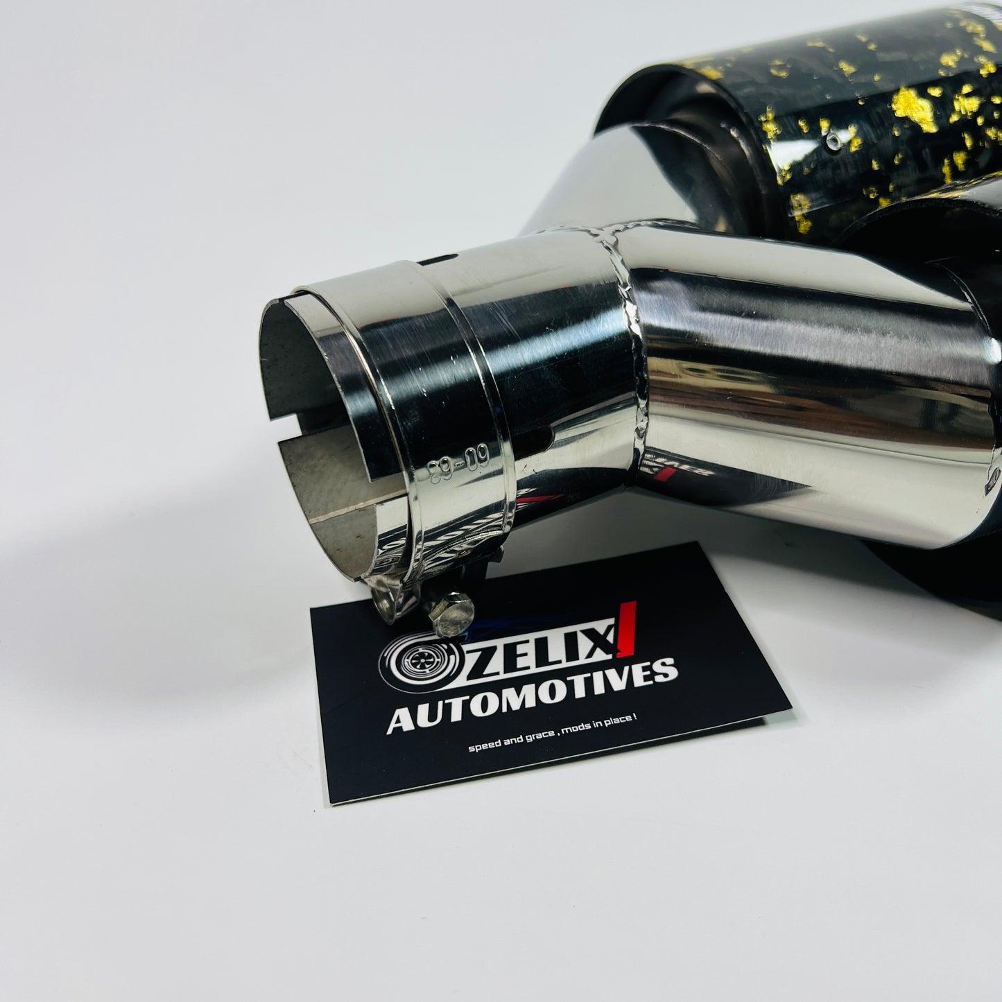 Close-up highlighting glossy yellow forged carbon weave and surface texture
