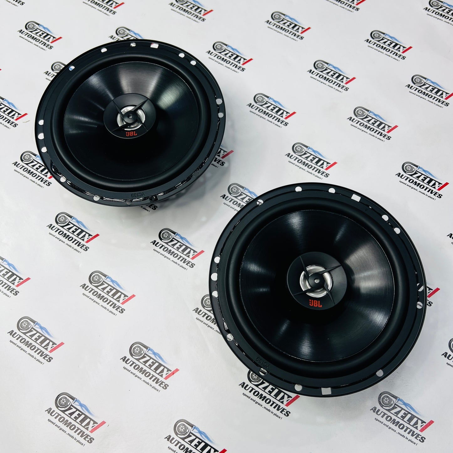 JBL | 6.5 Inch 350W Coaxial Car Speaker System Universal