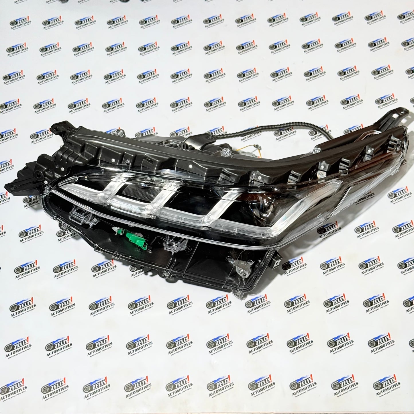 Toyota Fortuner Legender Aftermarket Headlights | High-performance Projector Setup