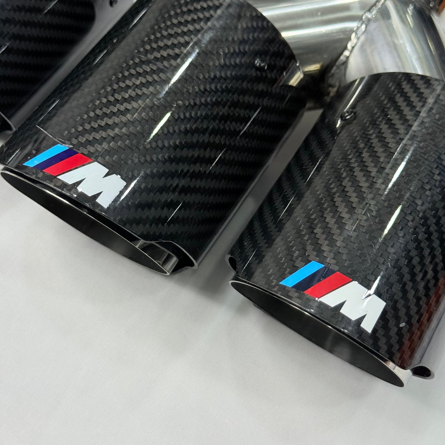 Focus on the high gloss clear coat and UV-protectant finish of the carbon shell