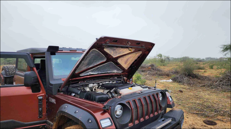 Mahindra Thar Bonnet Shockers | Bolt-On Hydraulic Lift Kit