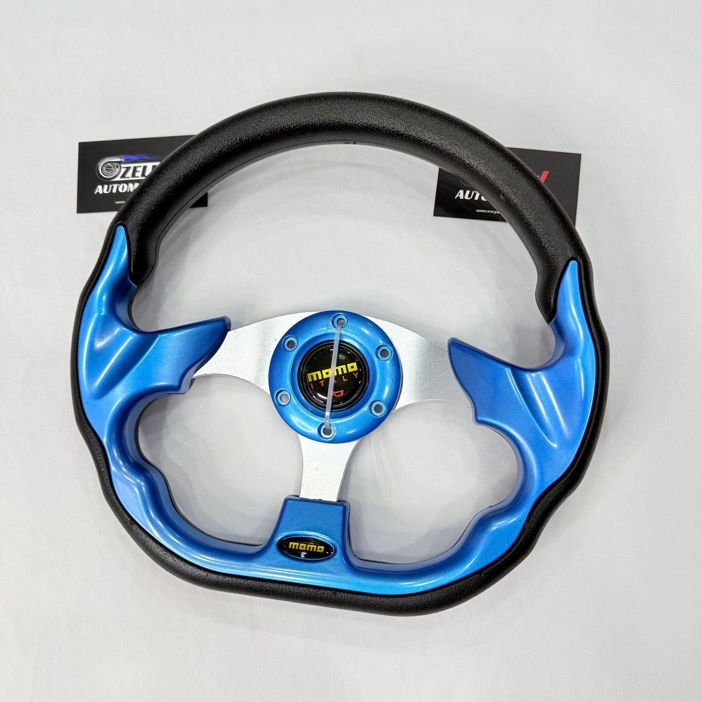 D-shaped universal steering wheel in sky blue