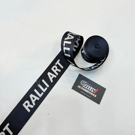 Universal Ralliart racing seat belt in Black