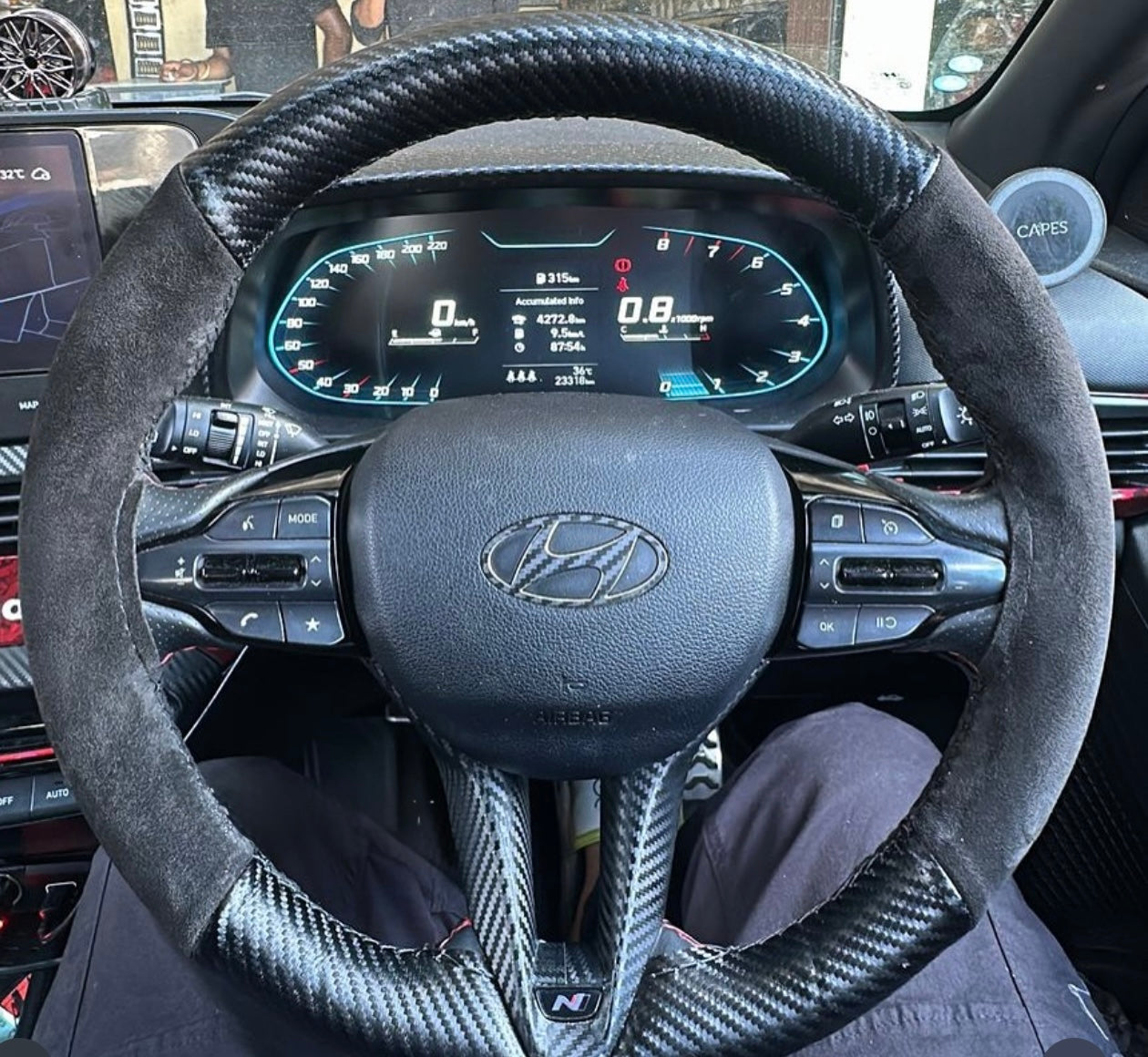 Universal Carbon + Alcantara Steering Cover