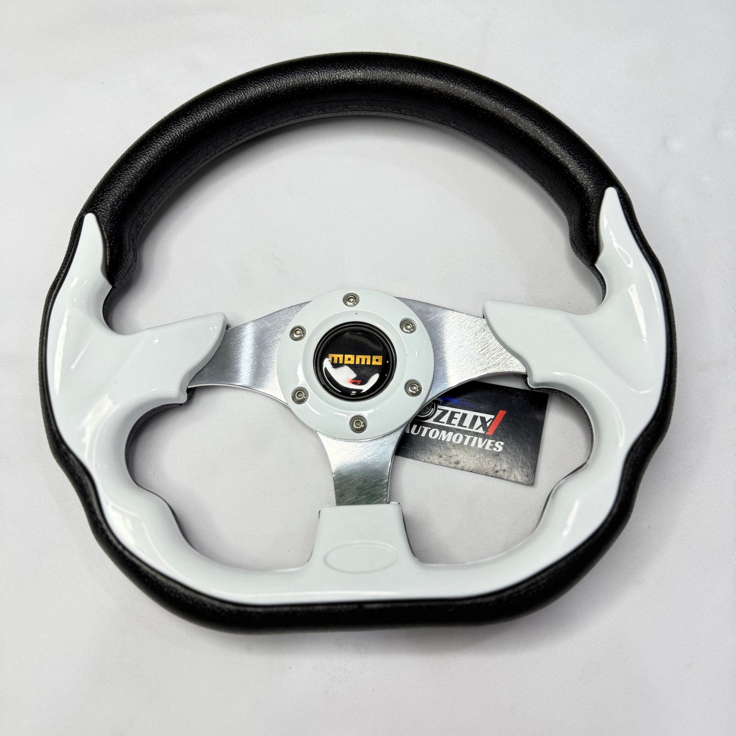 D-shaped universal steering wheel in white color