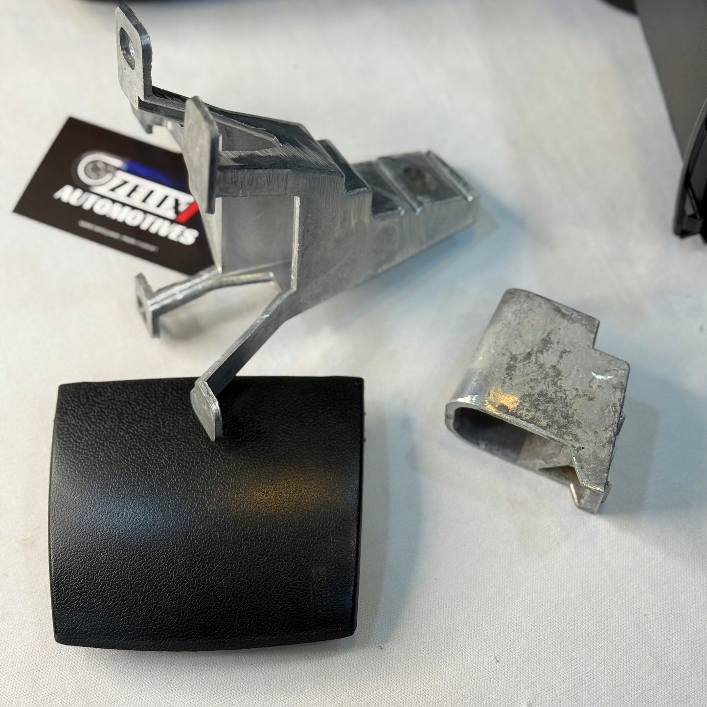 Polo and Rapid Car Armrest – Aftermarket Center Console