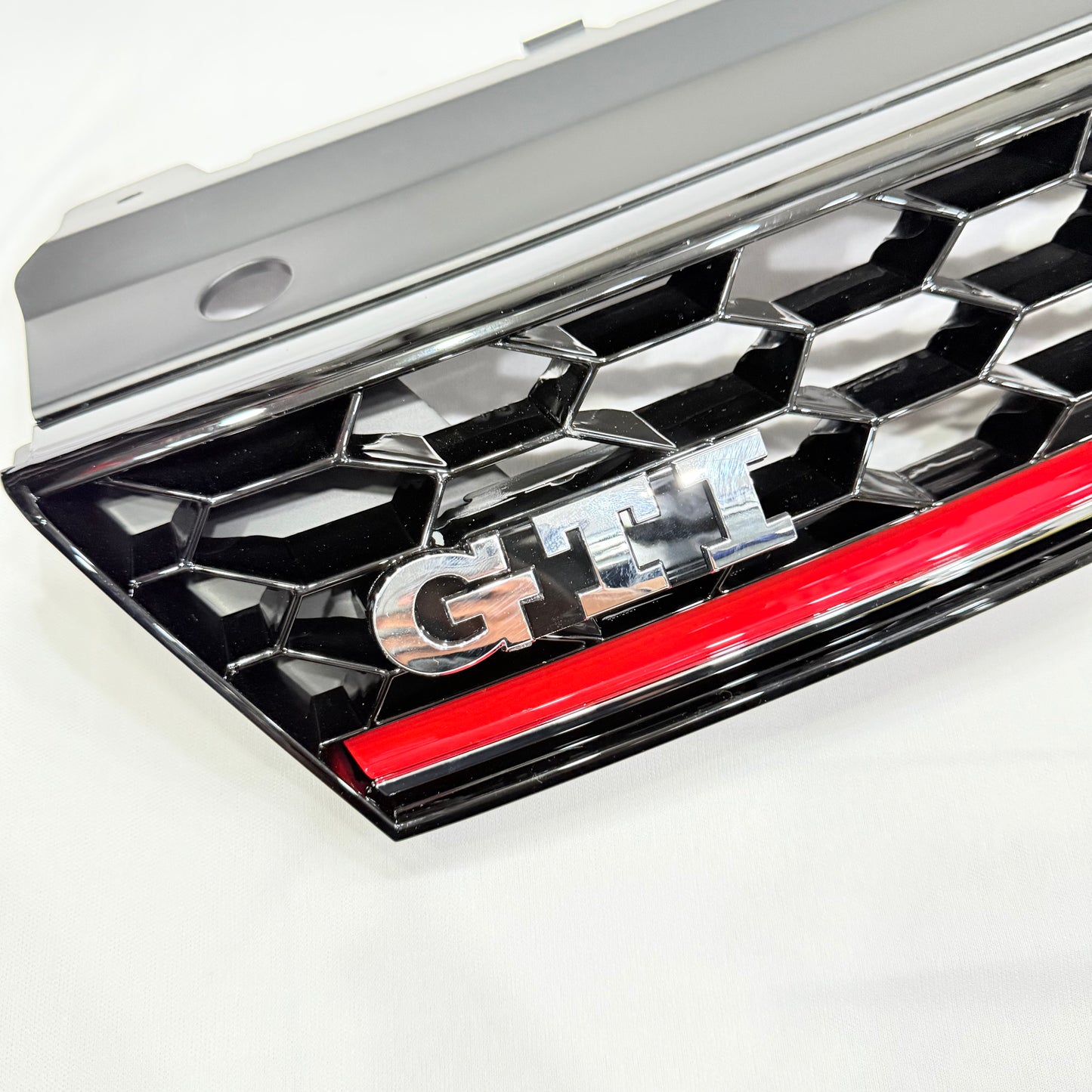 Polo GTI - Front Grill | Universal Aftermarket Honeycomb Mesh