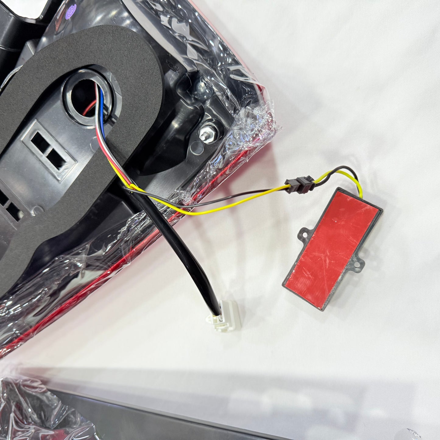 Toyota Innova (2005-2015) Aftermarket LED Tail Lights | Innova Classic Taillamps