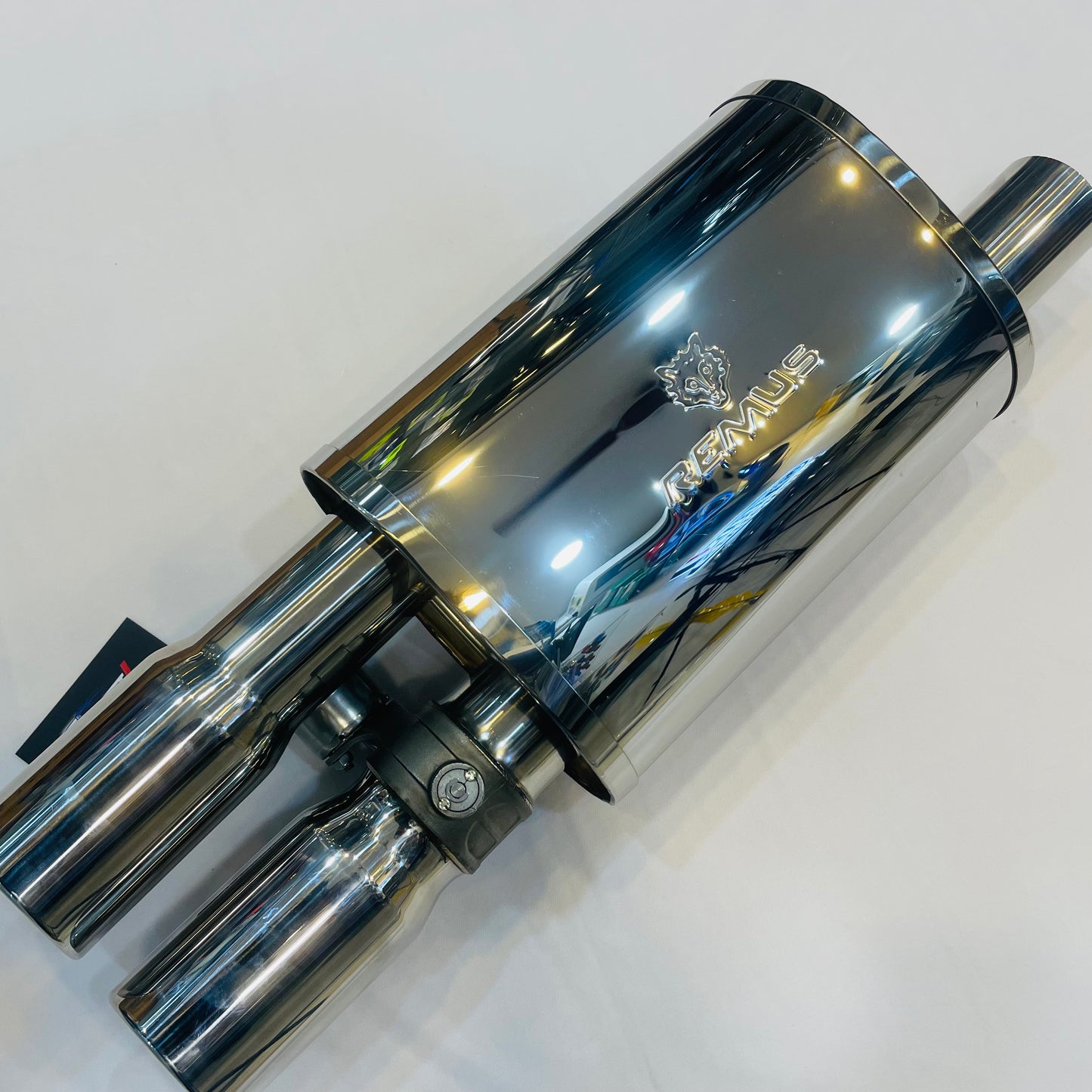 Top view of Remus Valvetronic dual-tip exhaust