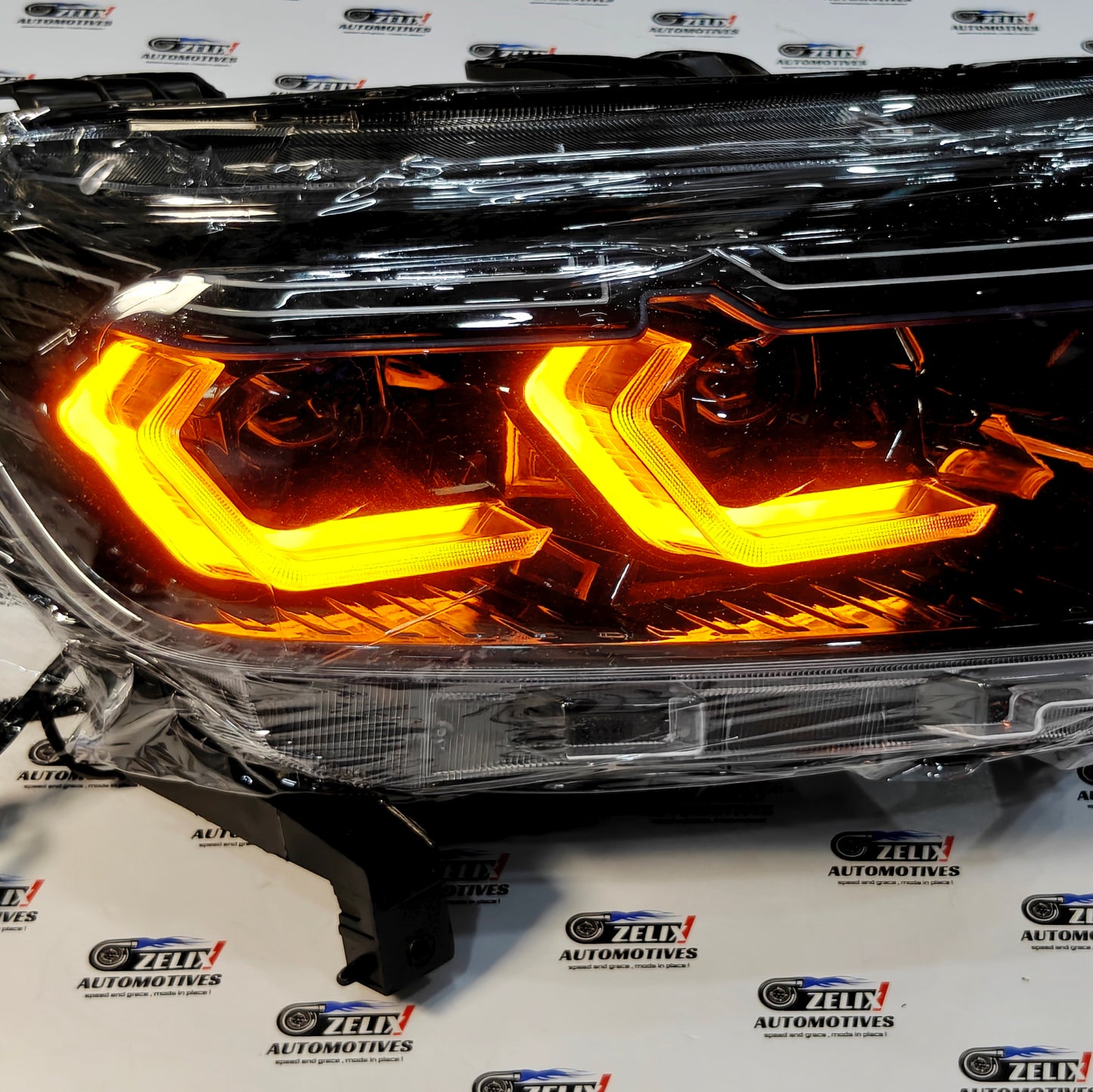 Ford Endeavour BMW-Inspired Headlights | Welcome Feature & DRLs