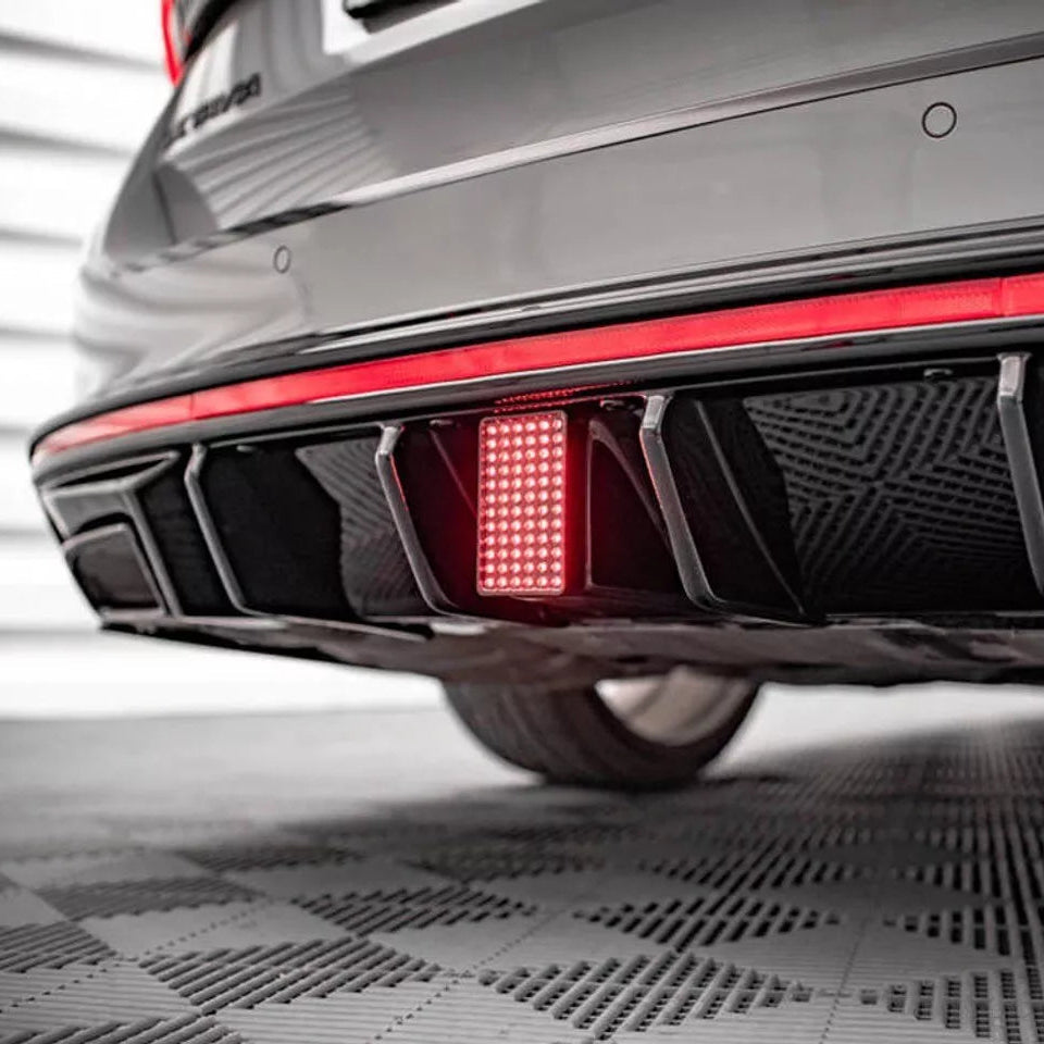 Aftermarket F1-Style LED tail light