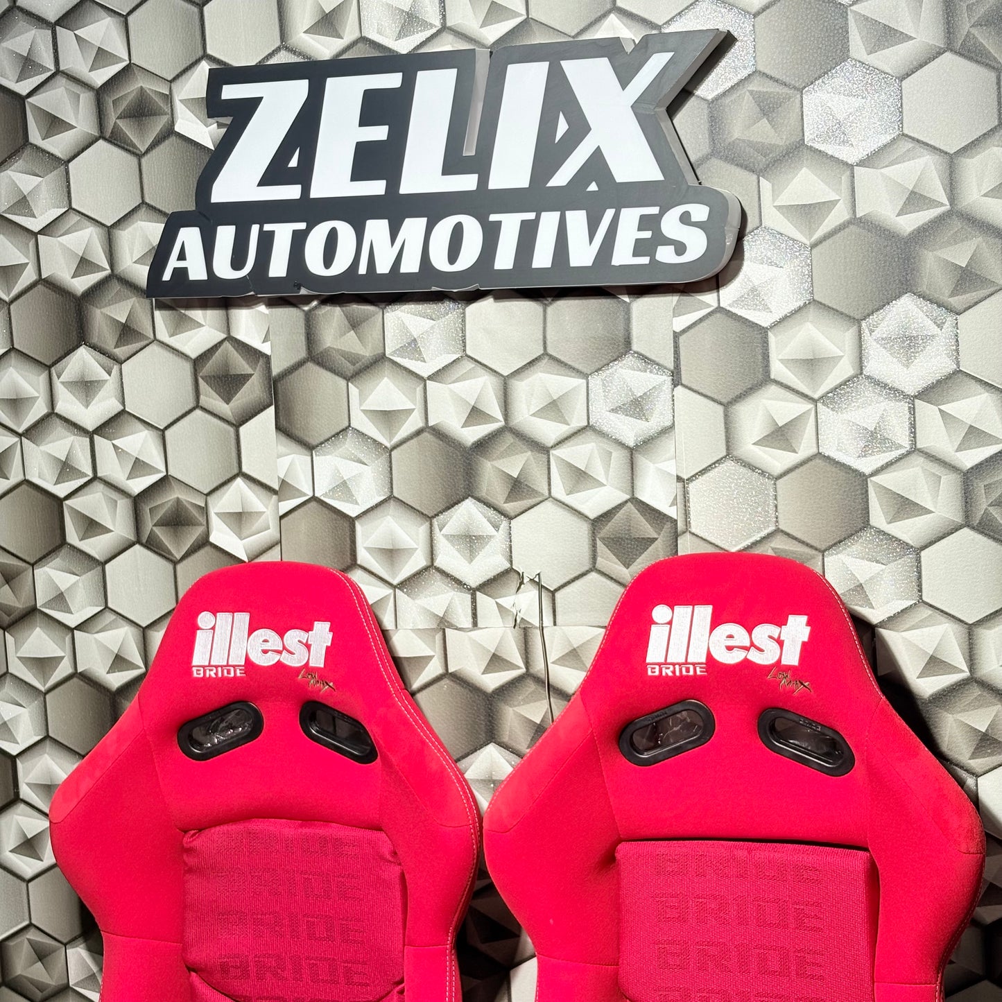 Bride illest Low Max Edition Racing Bucket Seats | Premium Sporty Red color Finish