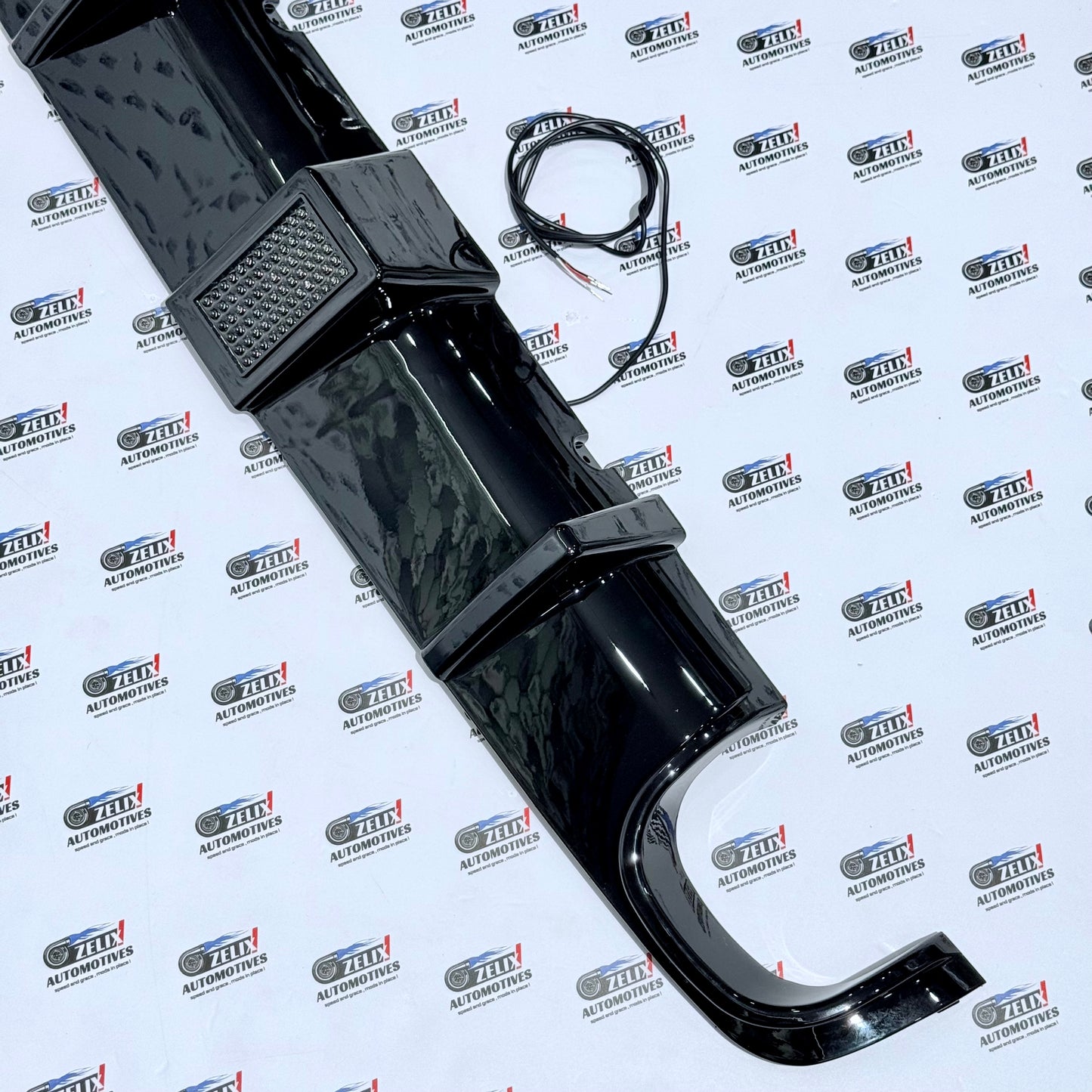 Rear Bumper Diffuser with F1-Style light Compatible with BMW E39 5-Series