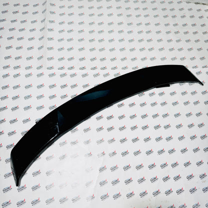Universal Sedan Spoiler | Sporty Aerodynamic Design in Glossy Black