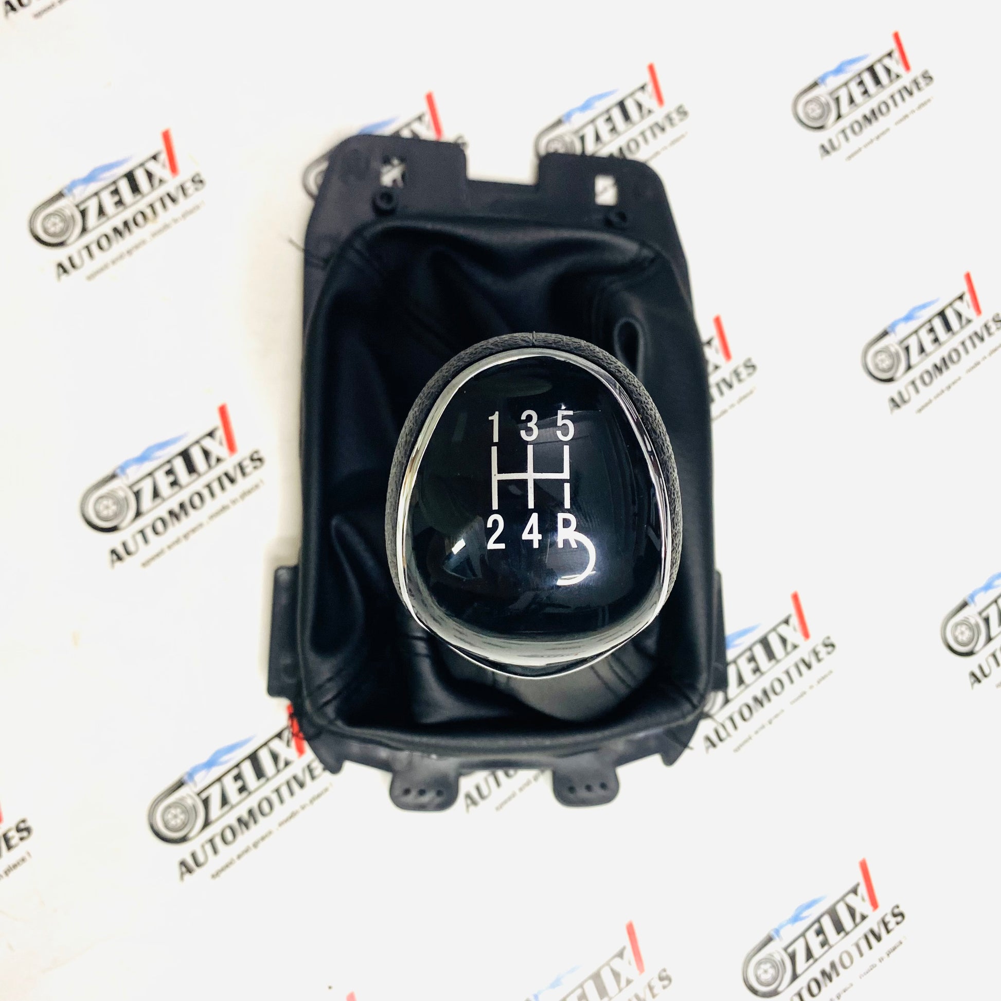 High Quality  Gear Knob for Ford EcoSport