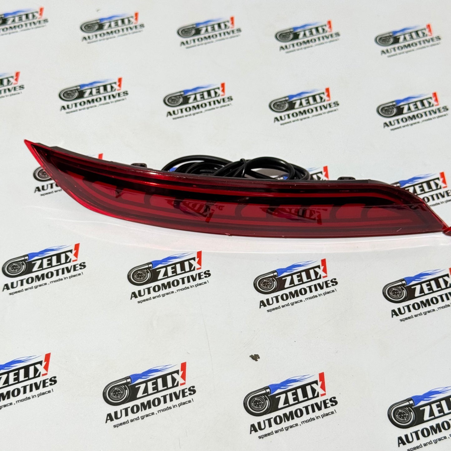 Rear bumper lighting for polo