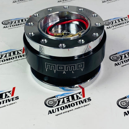 aftermarket  MOMO Italy hub adapter in Black finish 