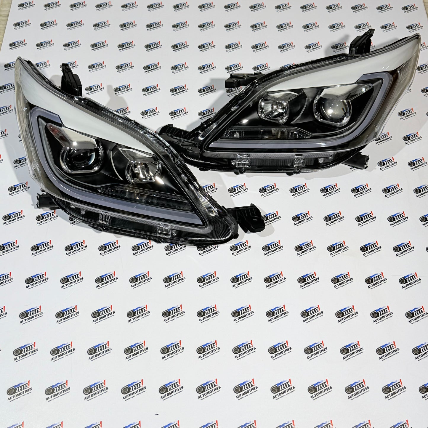 Toyota Innova Projector Headlights with DRL( 2012–2015)