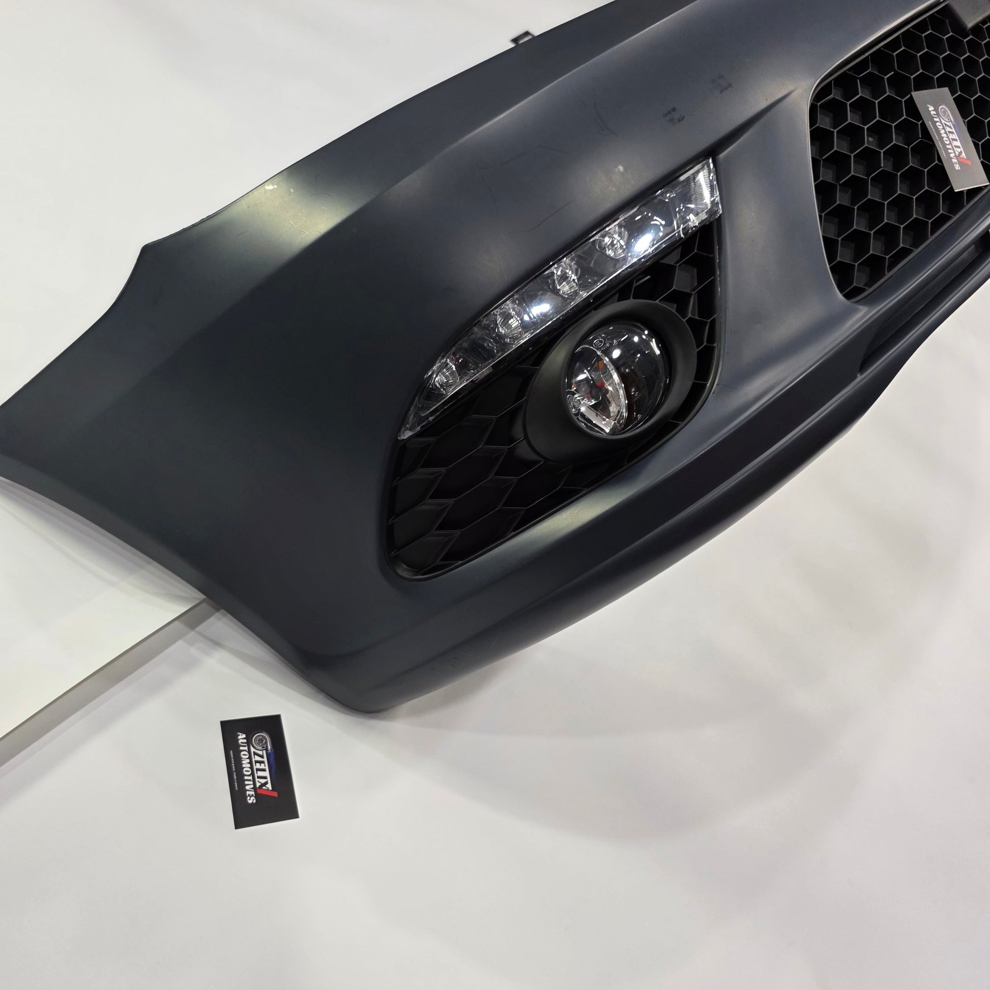 Laura VRS Bumper | Universal Aftermarket Front Bumper.