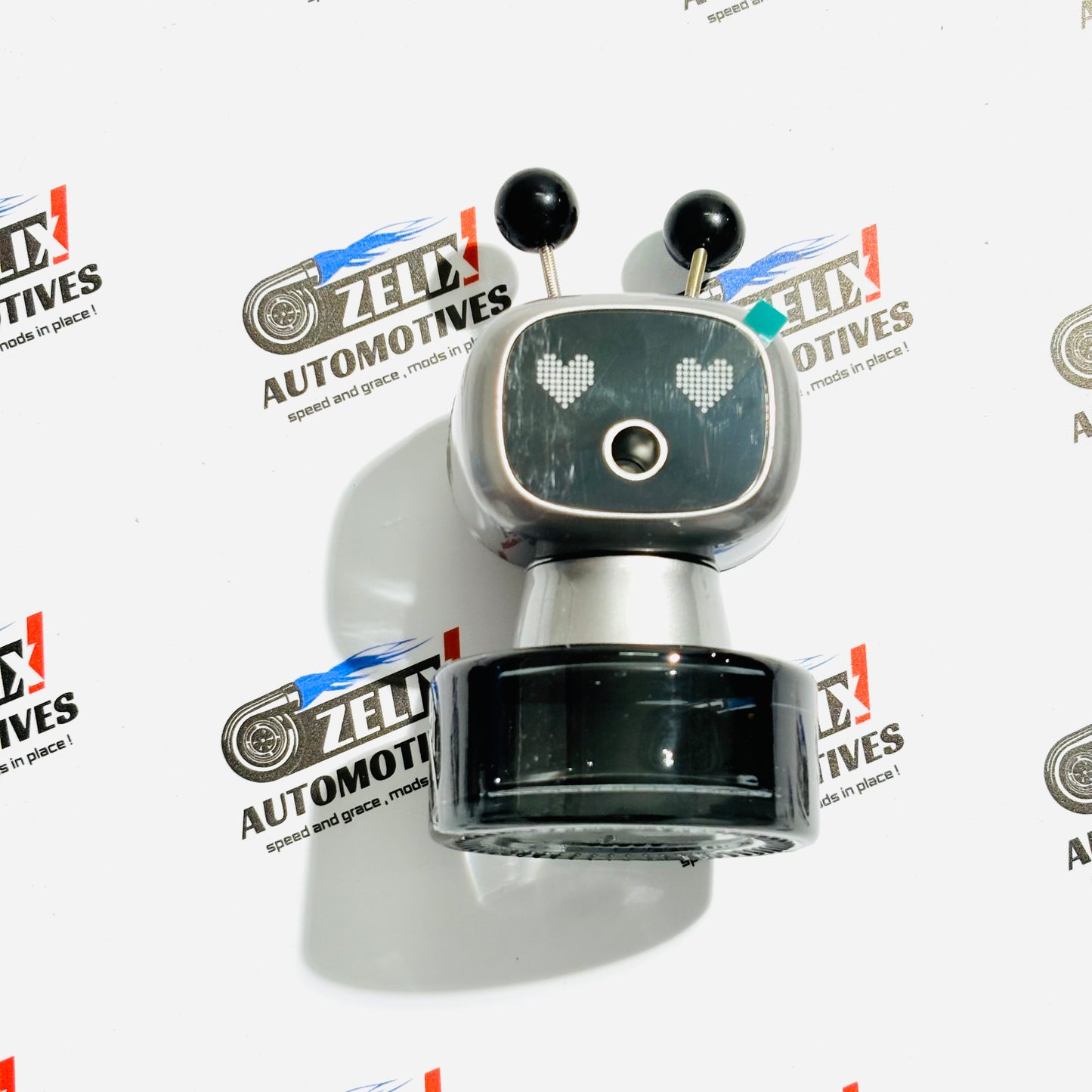 Robot-Style Car Dashboard Perfume – Aromatherapy Diffuser