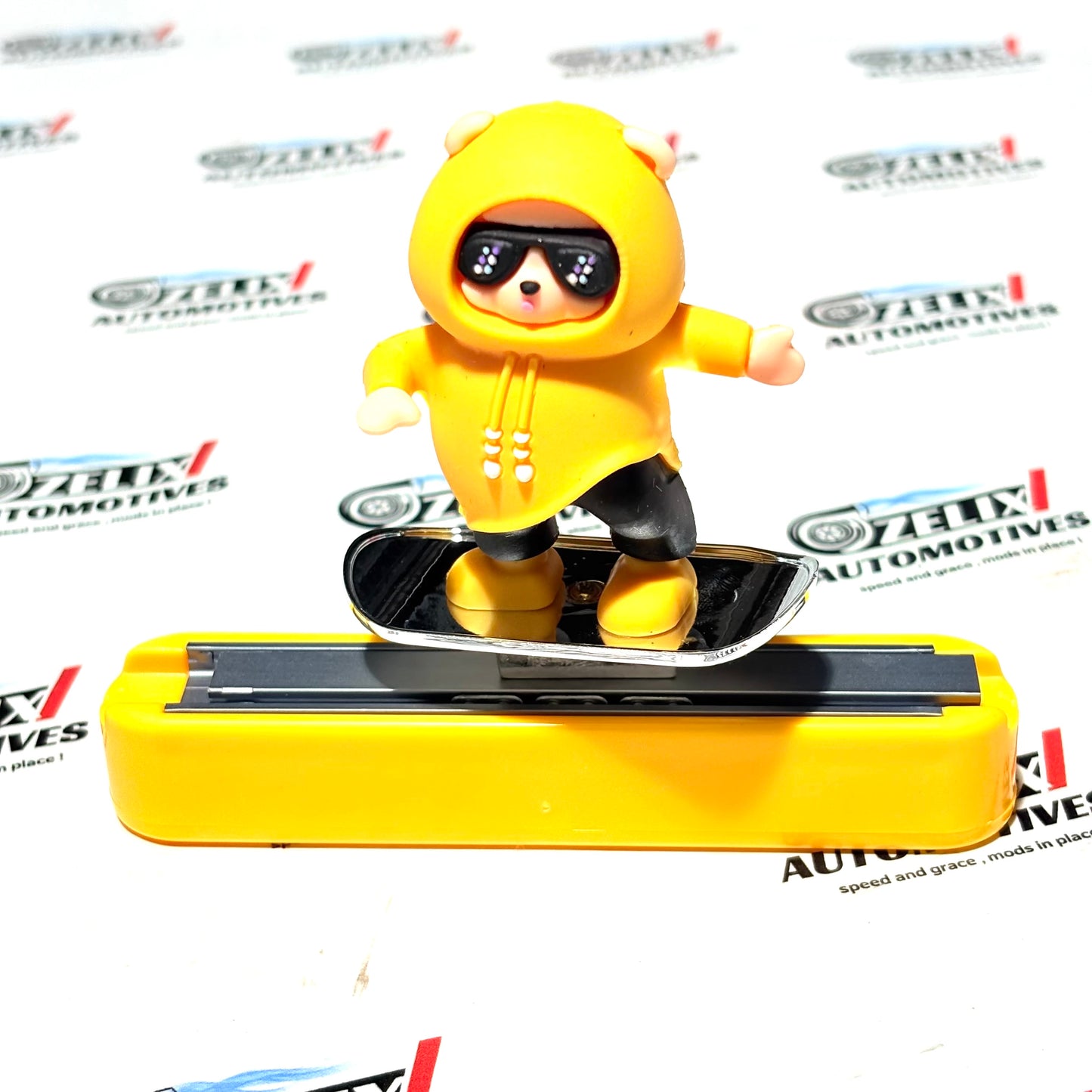 CUTE HOODIE DANCING DASHBOARD TOY | CAR INTERIOR DECOR