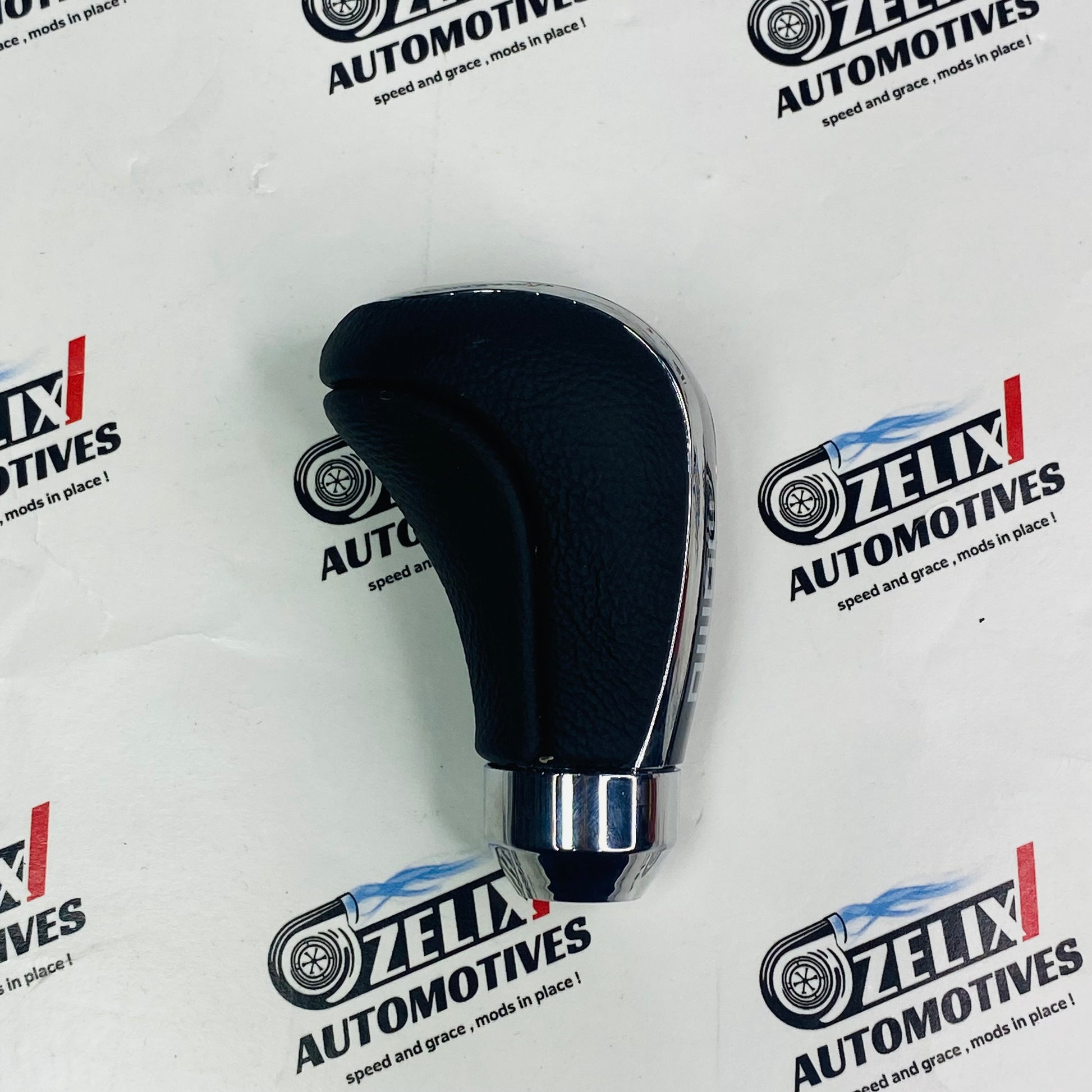 MOMO aftermarket 5-speed manual gear knob and stylish finish