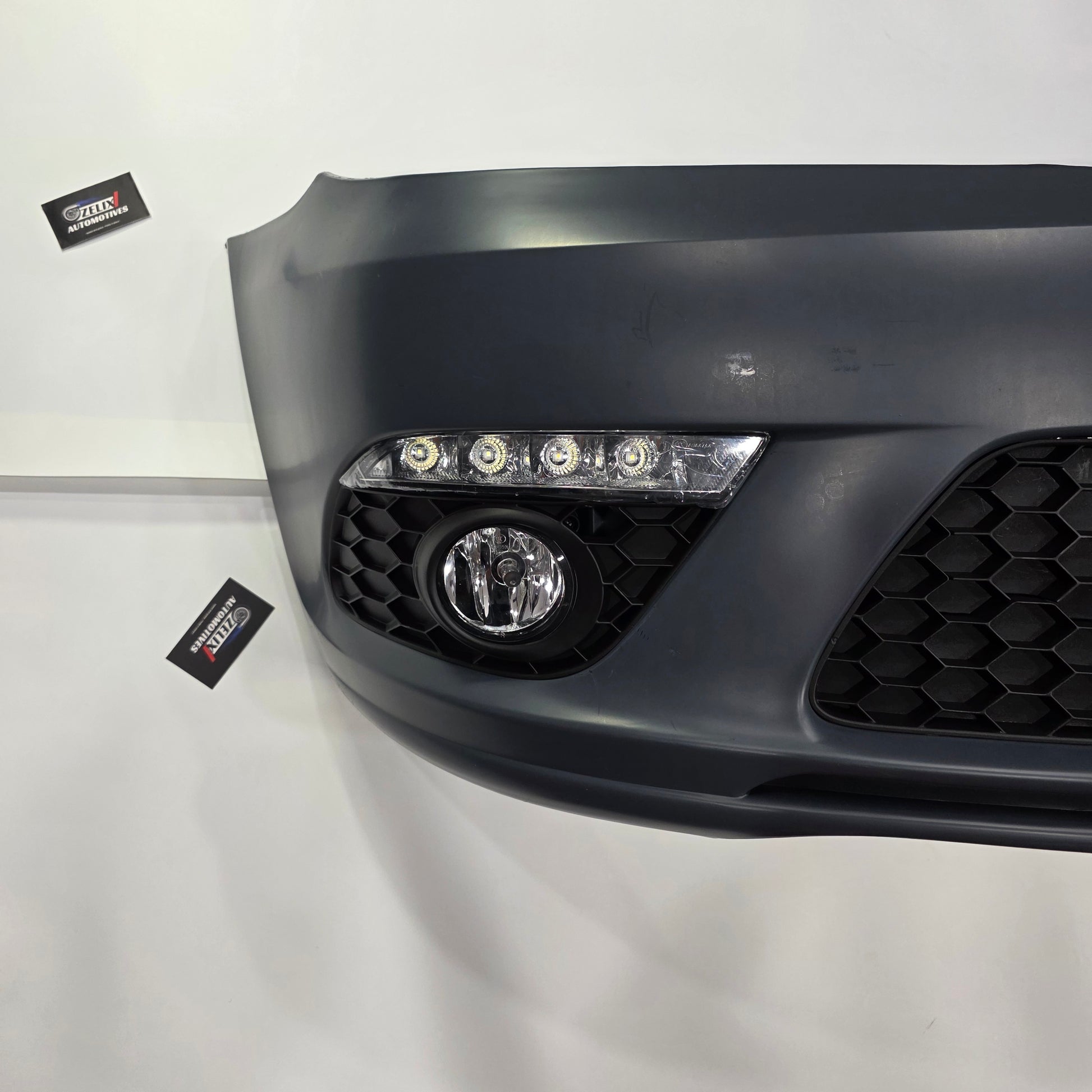 Laura VRS Bumper | Universal Aftermarket Front Bumper.