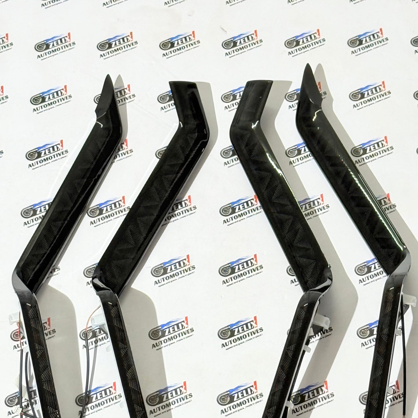 CARDI K4 OEM Ambient Light Kit | For Toyota Innova Hycross 2023 Onwards (17-Piece Set)