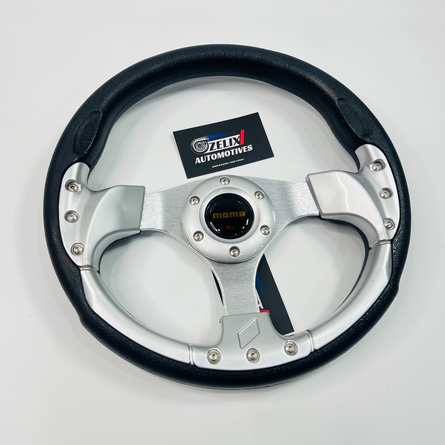 MOMO 12 Inch Round Universal Steering Wheel