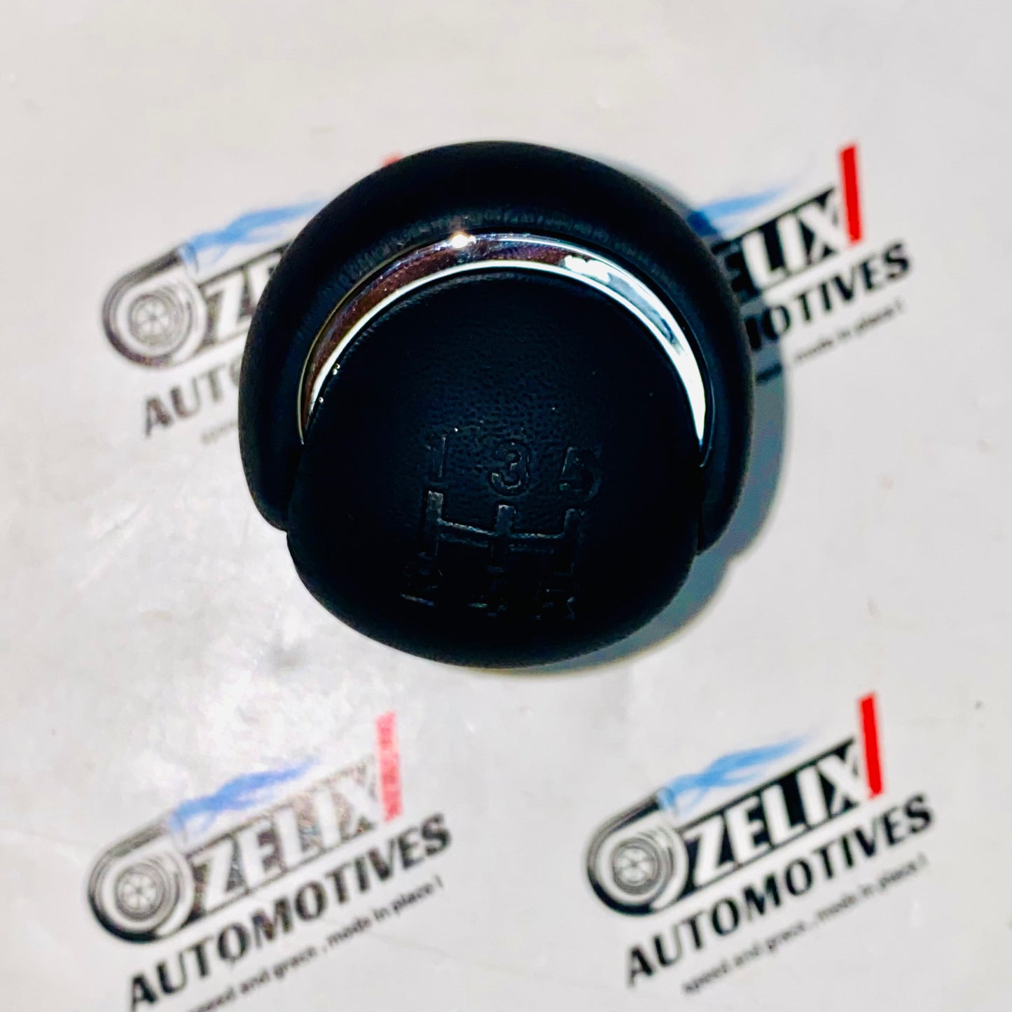Leather Gear Shift Knob  for Toyota Innova Crysta