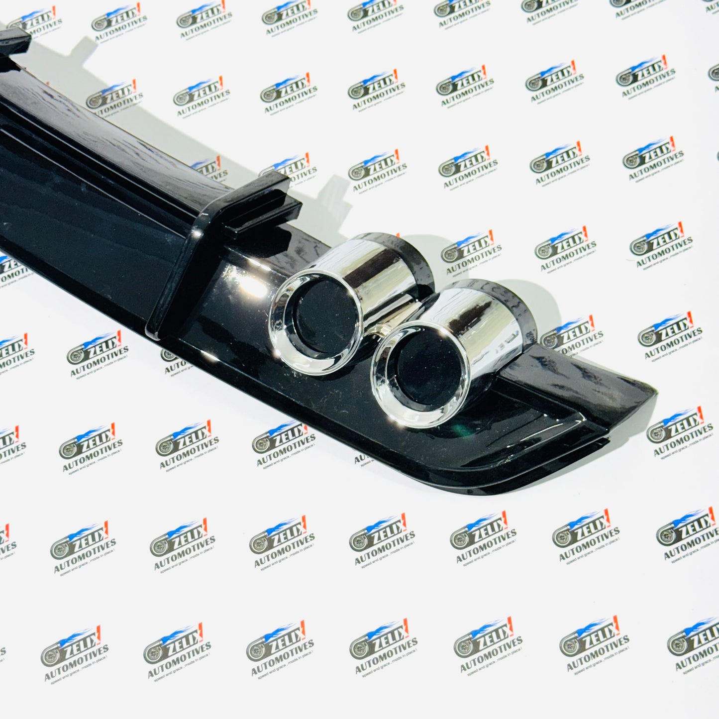 Diffuser with exhaust tips