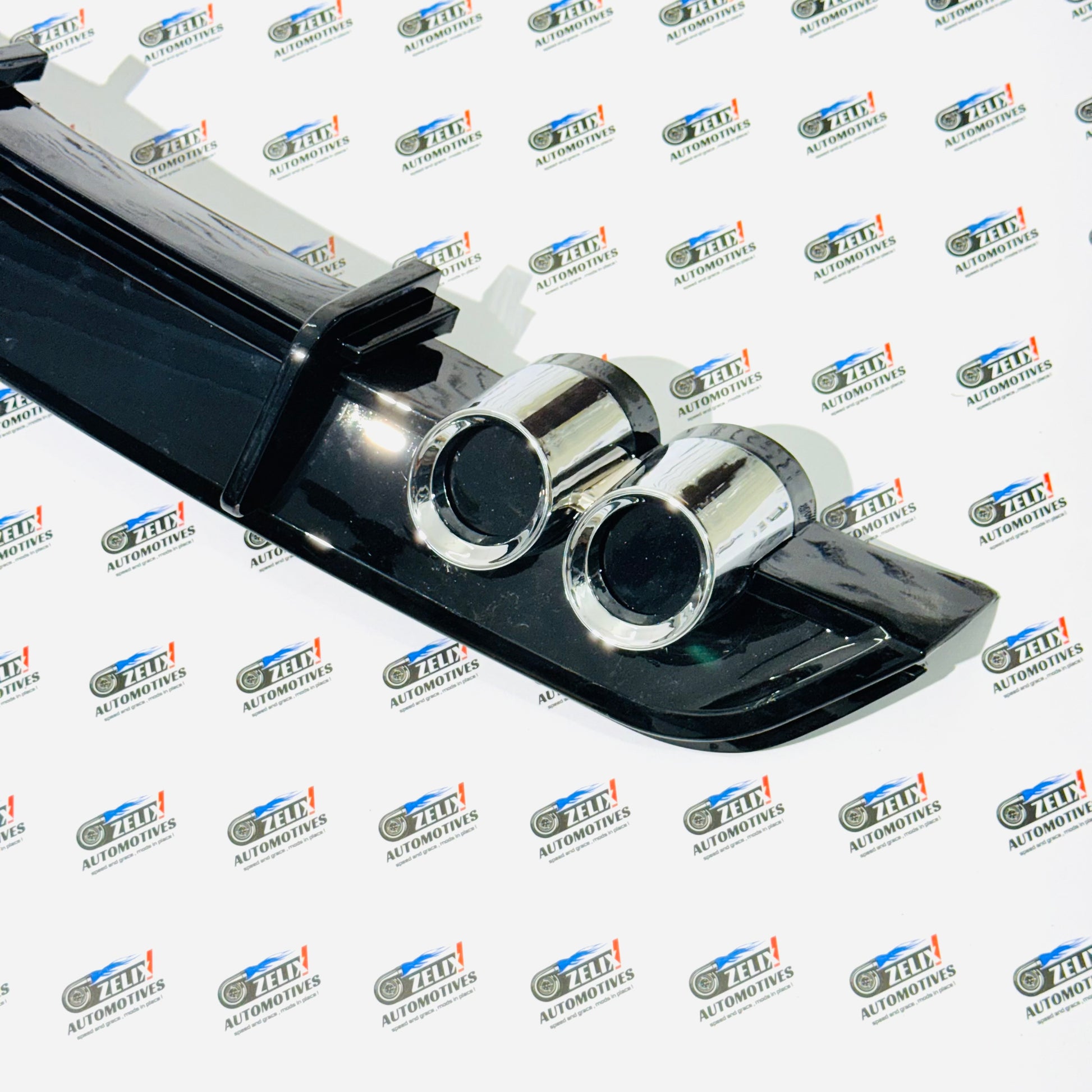 Diffuser with exhaust tips