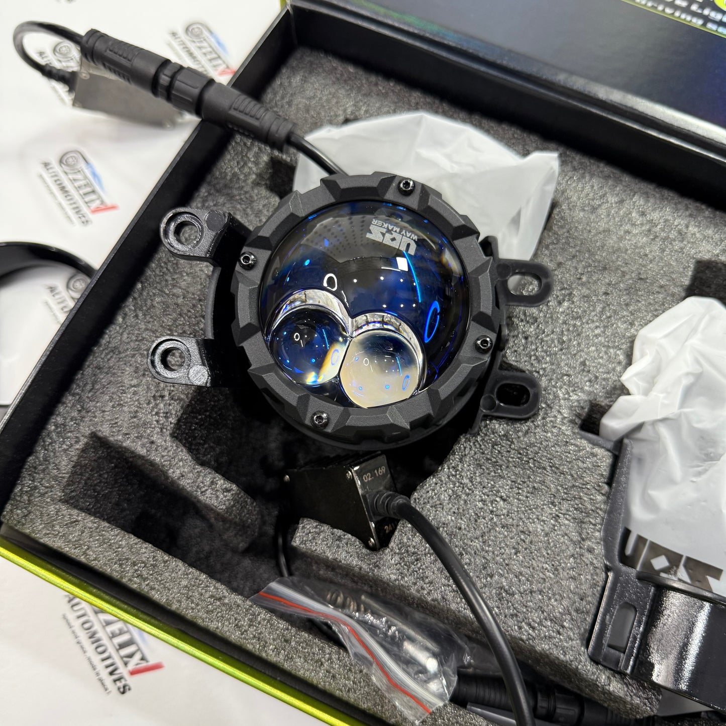UPS Way Maker F75 Pro Bi-LED Projector Fog Lamp | Universal Aftermarket