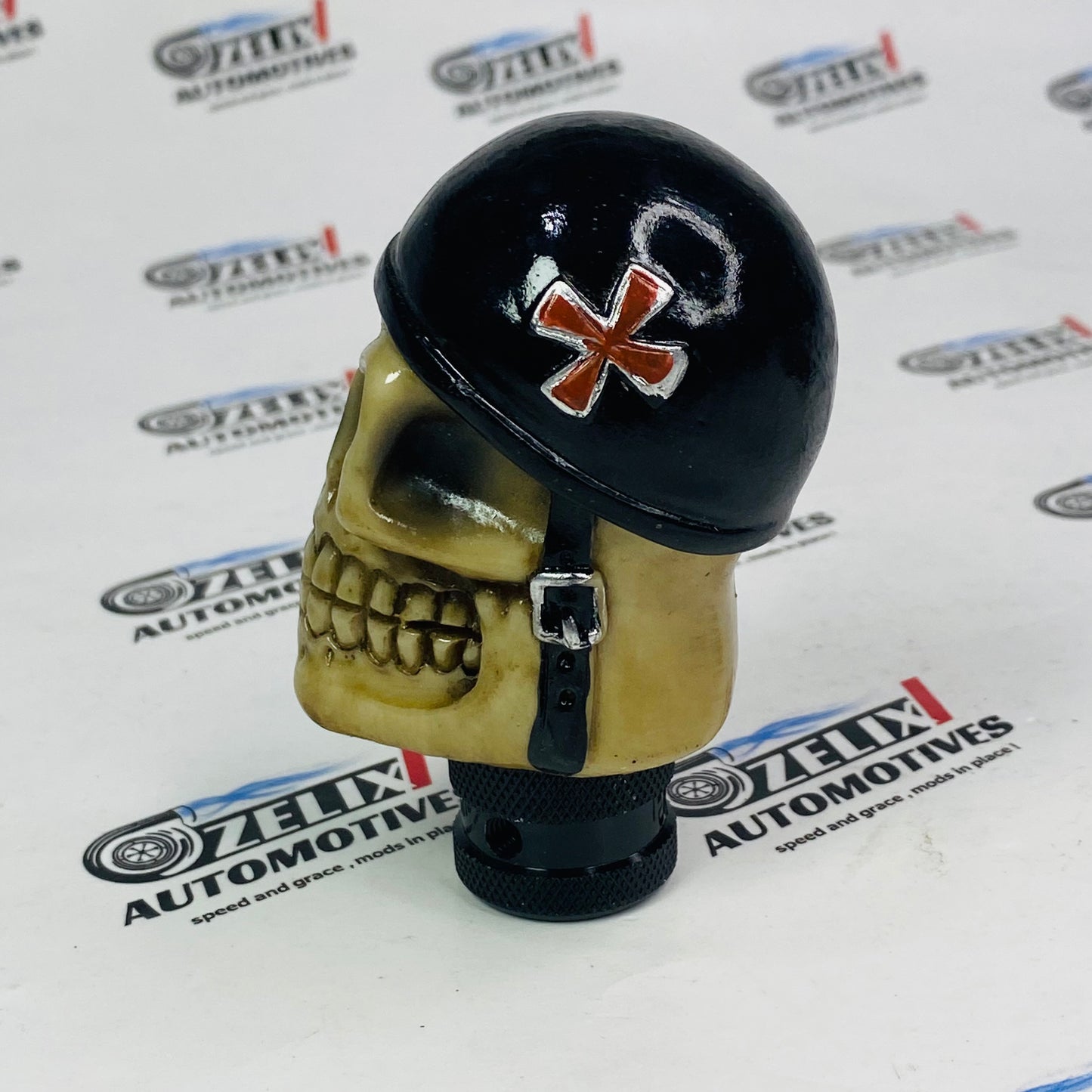 black helmet skull design  gear knob for cars